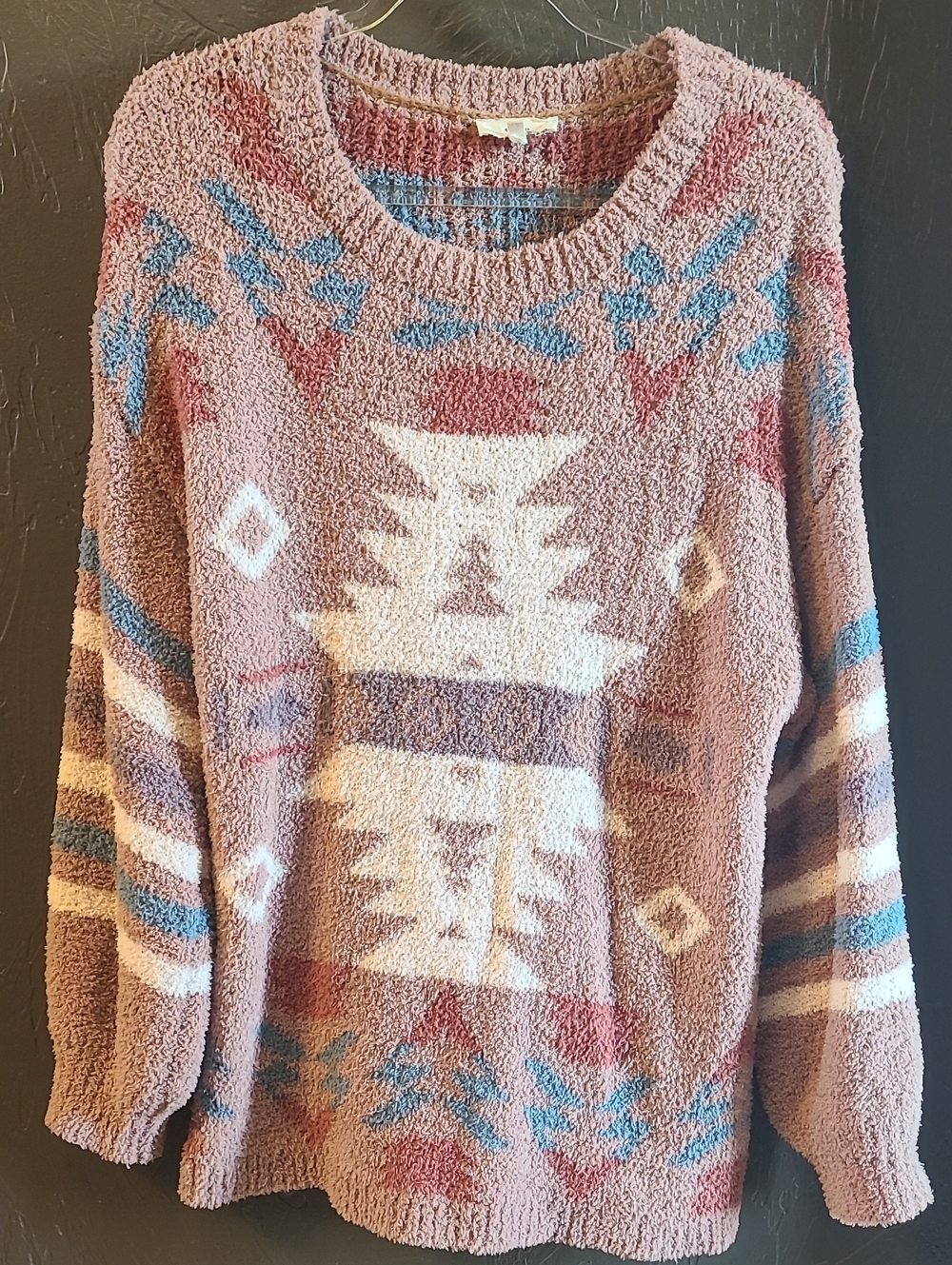 entro Plush Aztec Crewneck Sweater in Dusty Pink with Blue & Cream Accents